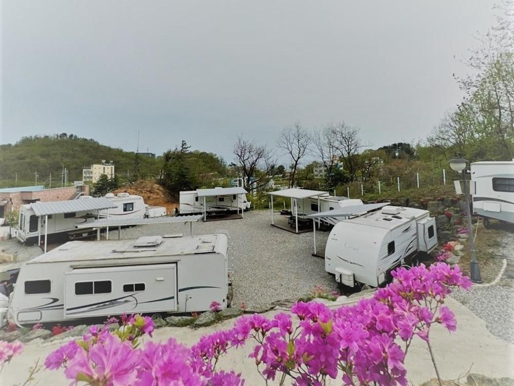 Sokcho New York Caravan Hotel ภายนอก รูปภาพ